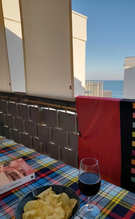 Chez Isabelle Et Virgile Bel Appartement, Avec Vues, A 50M De La Plage Palavas-les-Flots Exterior foto